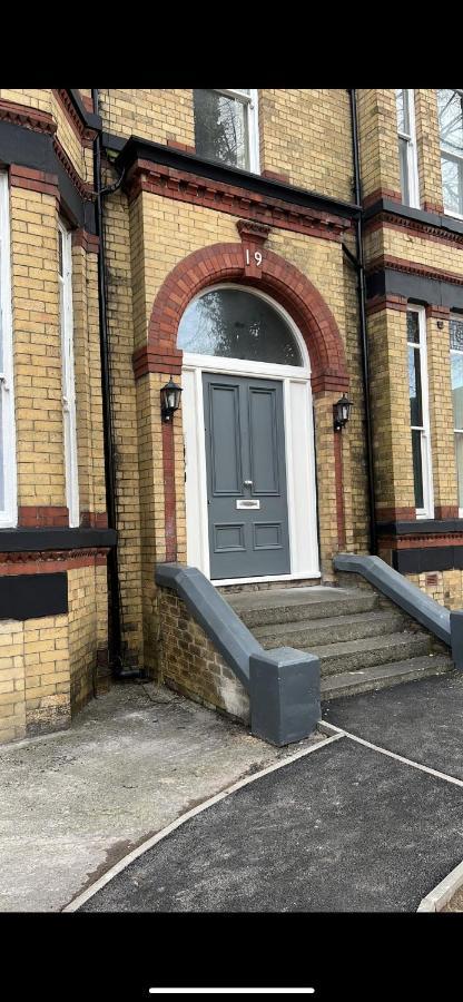 No 5 - Large 1 Bed Near Sefton Park And Lark Lane Appartement Liverpool Buitenkant foto