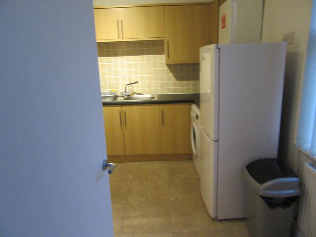 No 5 - Large 1 Bed Near Sefton Park And Lark Lane Appartement Liverpool Buitenkant foto